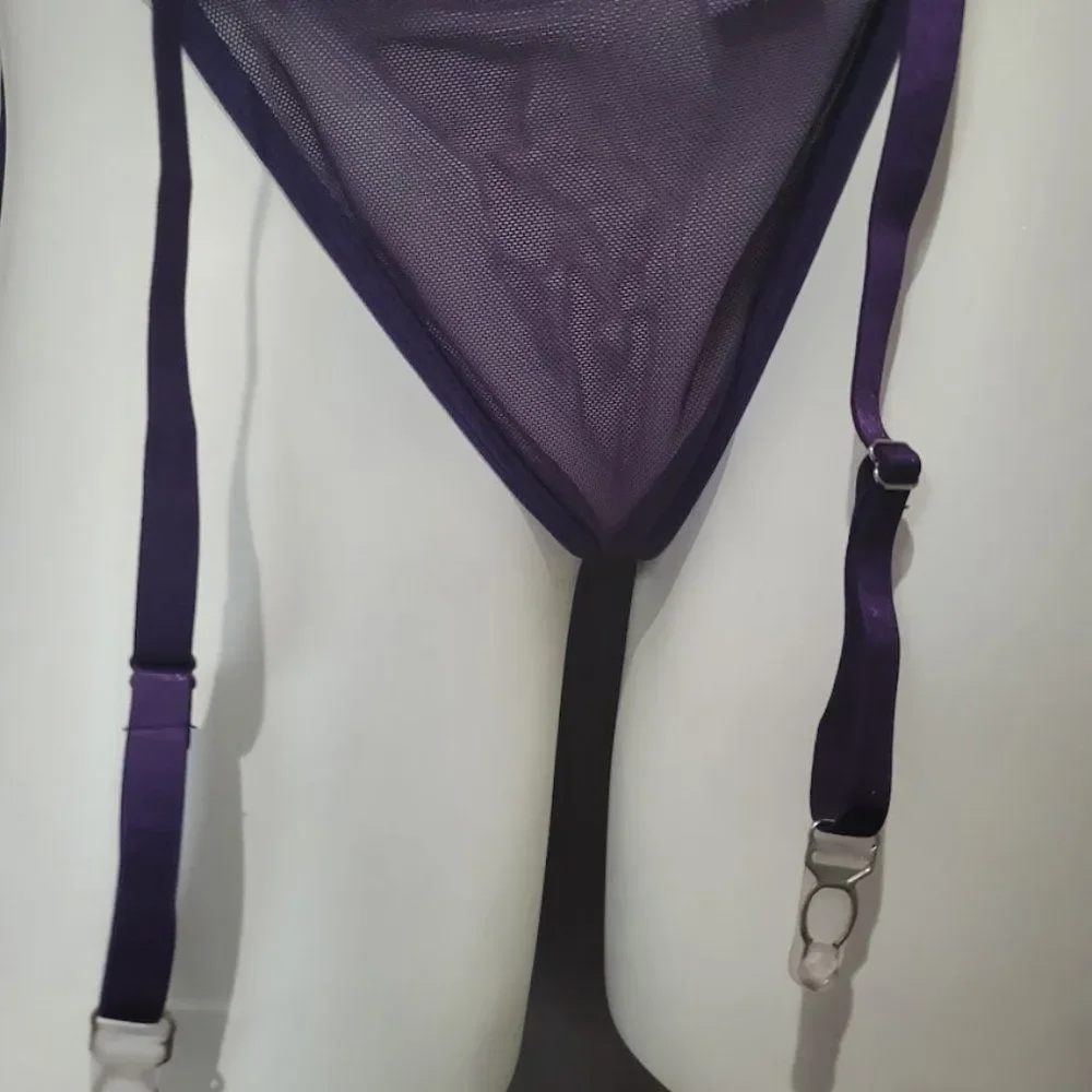Purple Floral Lace Underwire Garter Lingerie Set - Picture 8 of 9